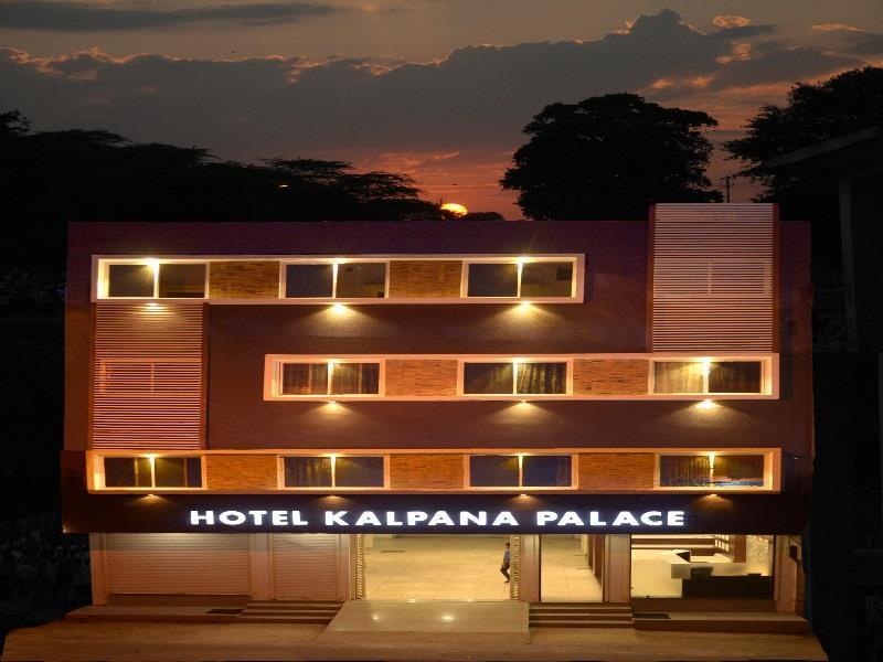 Hotel Kalpana Palace Ujjain Esterno foto